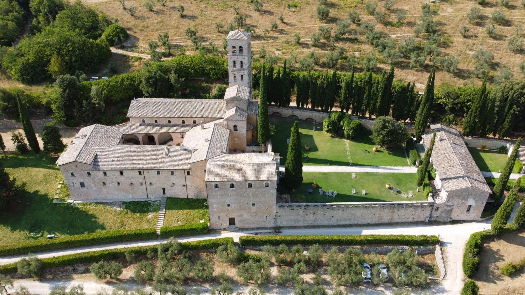 Abbazia San Pietro In Valle Ferentillo Εξωτερικό φωτογραφία